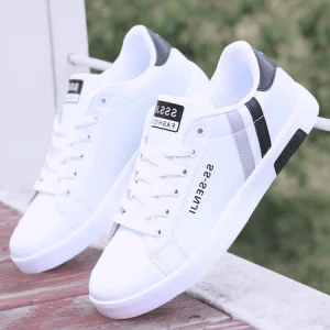 Korean Men sneakers Breathable upper Wear-resistant sole